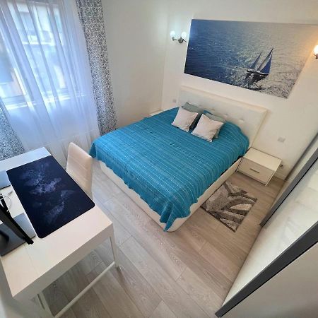 Pearl Holiday Home - Remote Work Friendly Рокбрюн-Кап-Мартен Екстер'єр фото
